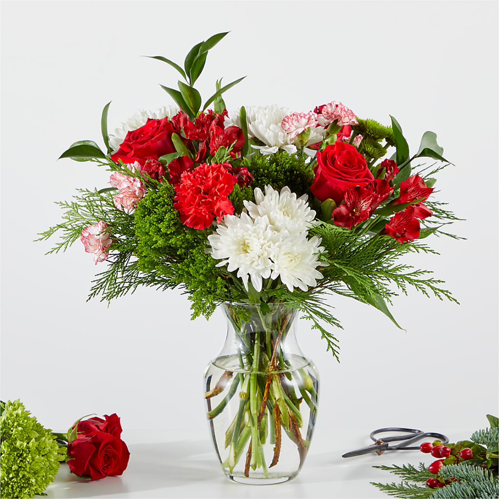 Merry Moment Bouquet – A Florist Original – Amour Florist, Belford NJ