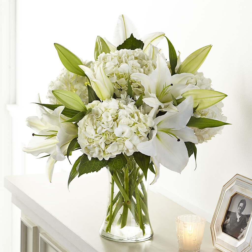 Compassionate Lily Bouquet – Amour Florist, Belford NJ