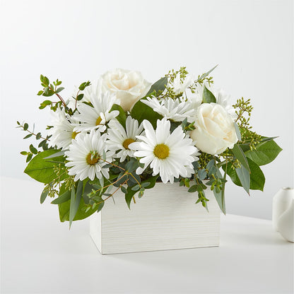 Fresh Linen Box Bouquet –  Amour Florist, Belford NJ