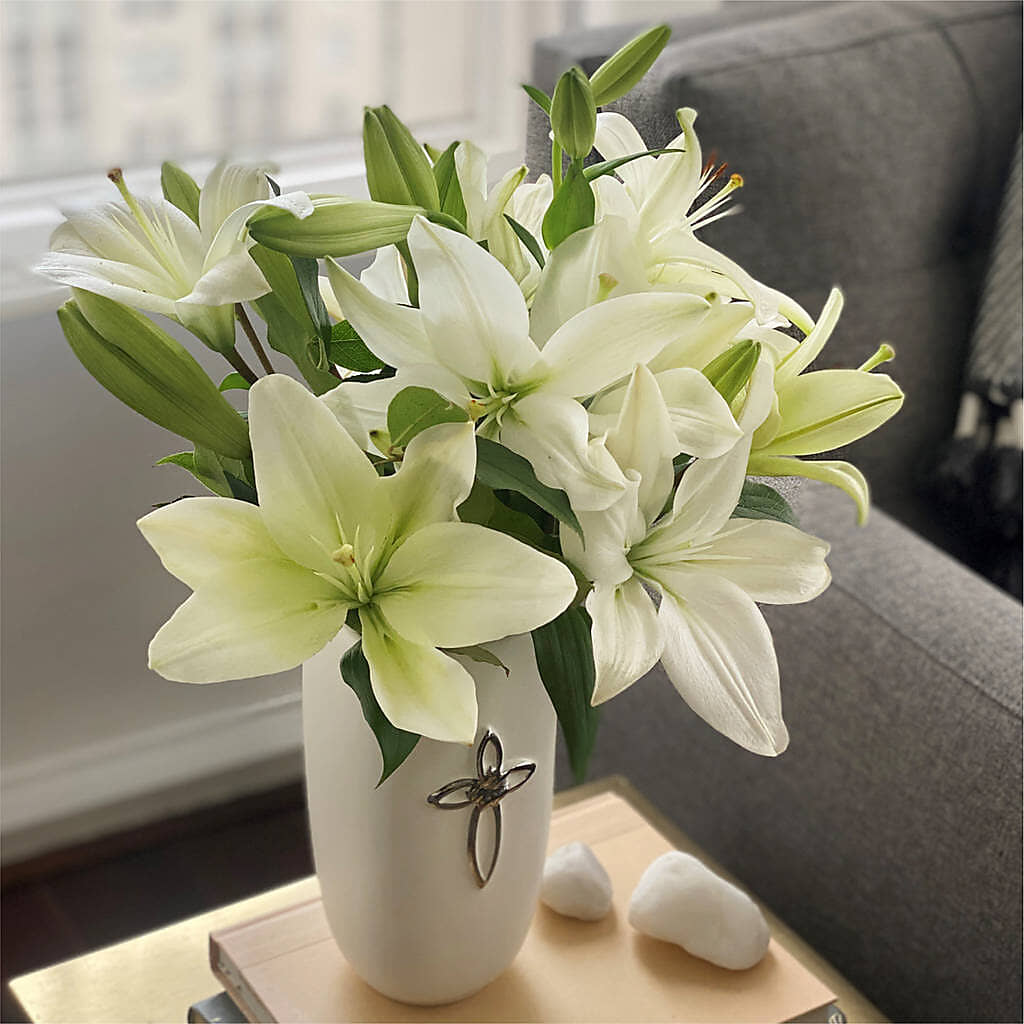 Faithful Blessings Bouquet –  Amour Florist, Belford NJ