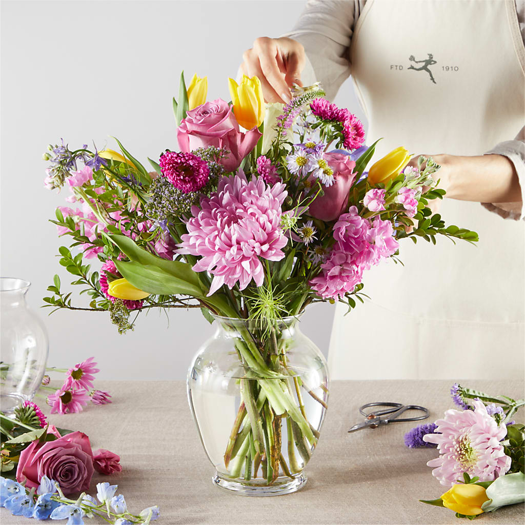 Pastel Tradition - A Florist Original –  Amour Florist, Belford NJ